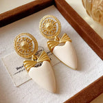Load image into Gallery viewer, Athena Cream Drop Earrings