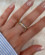 Load image into Gallery viewer, Linked Spark Ring