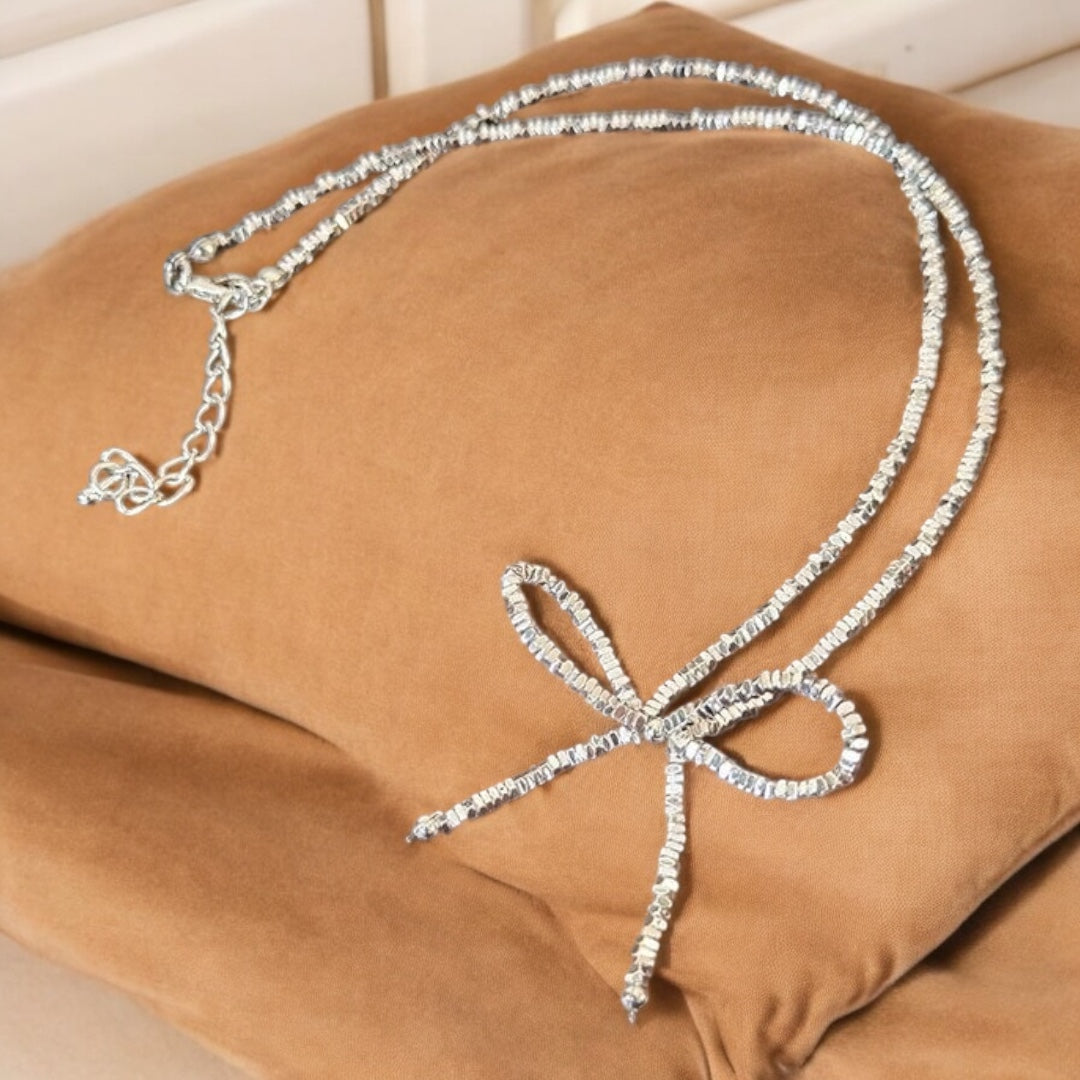 Sparkle Bow Choker